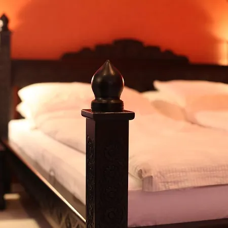 & Sulejman Bed & Breakfast 4*
